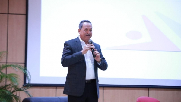 Porfirio Peralta habla de  Facilidades Financiera para el Desarrollo en  Cumbre Internacional de Innovación